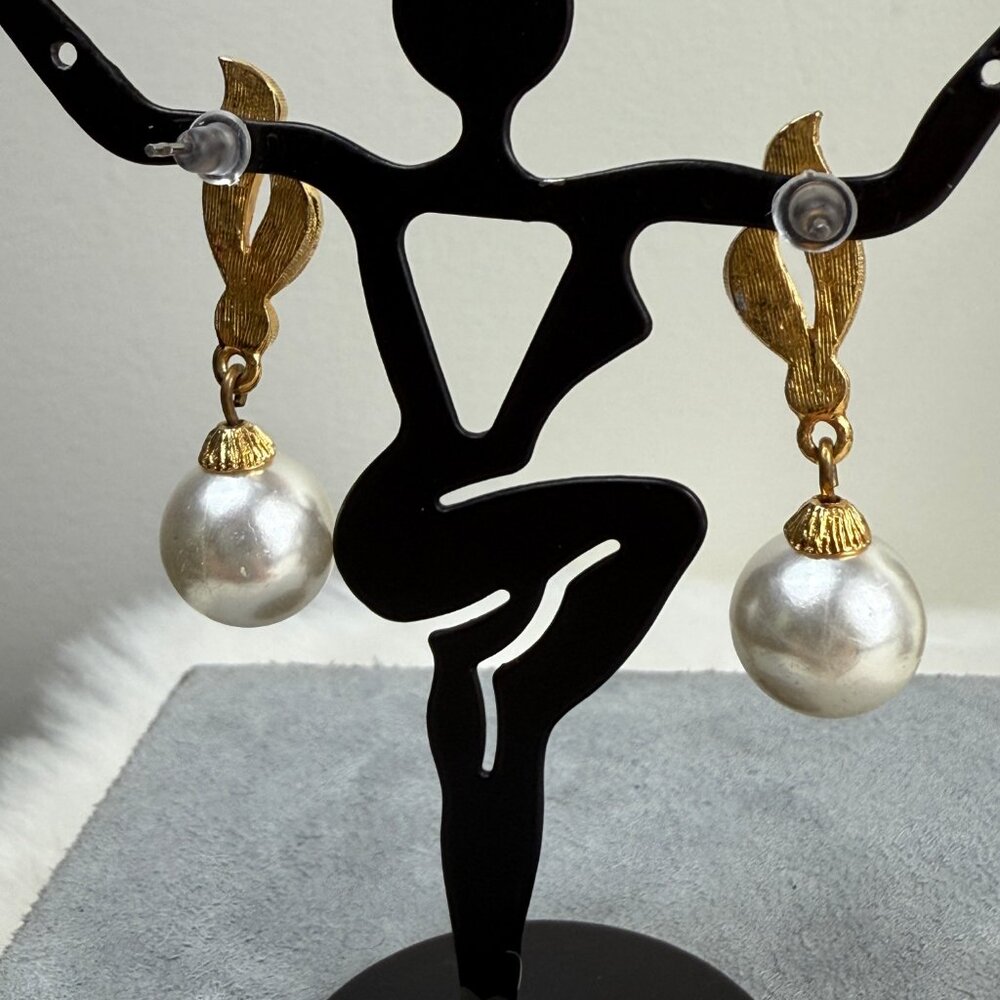 Gold Tone Faux Pearl & Rhinestone Pierced Earrings - Picture 5 of 8